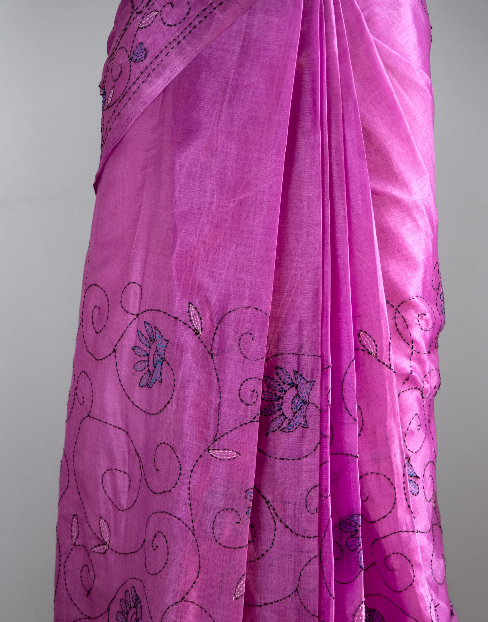Shutrika Kantha Saree