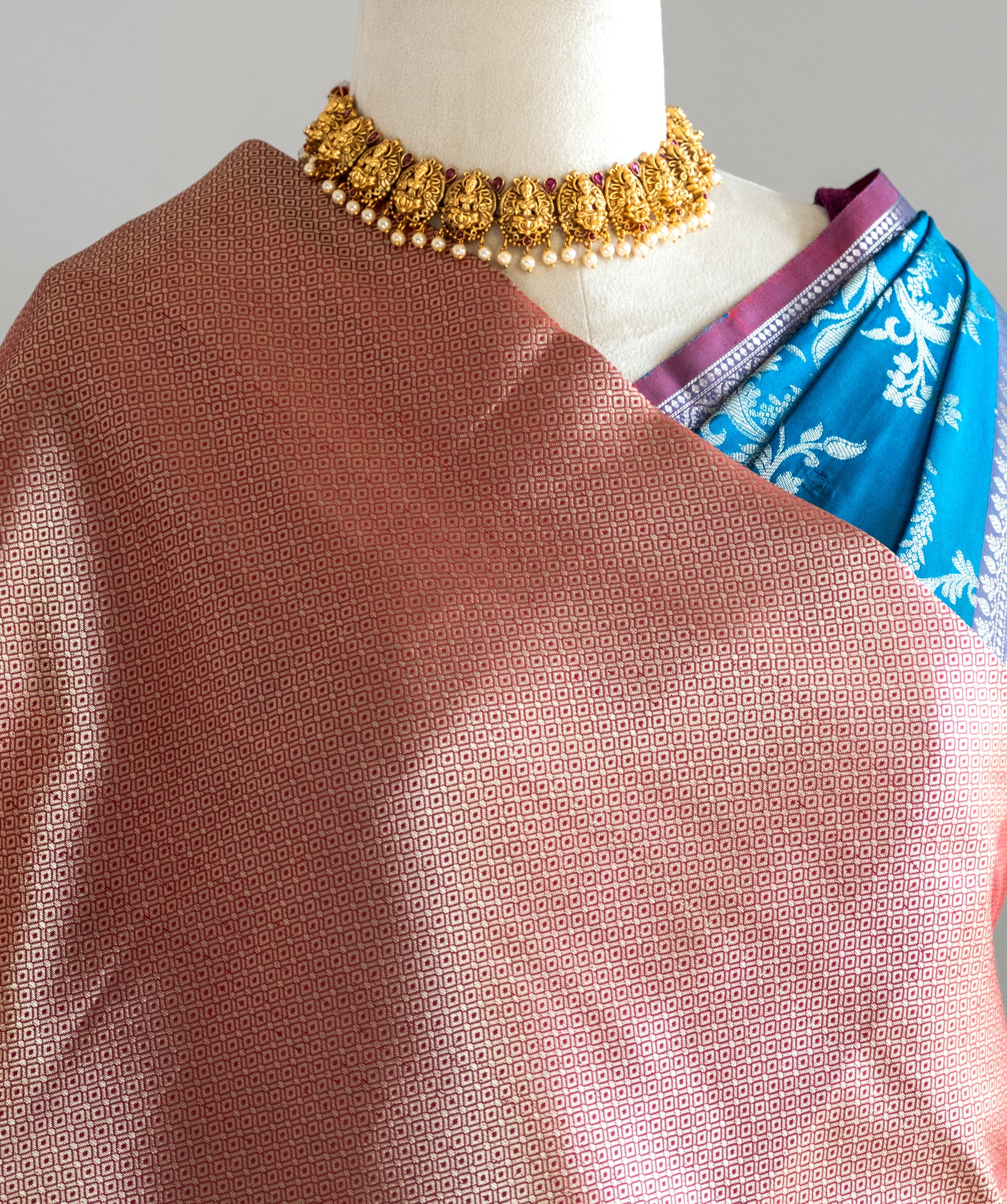 Niyati Banarasi Saree- Jagmag