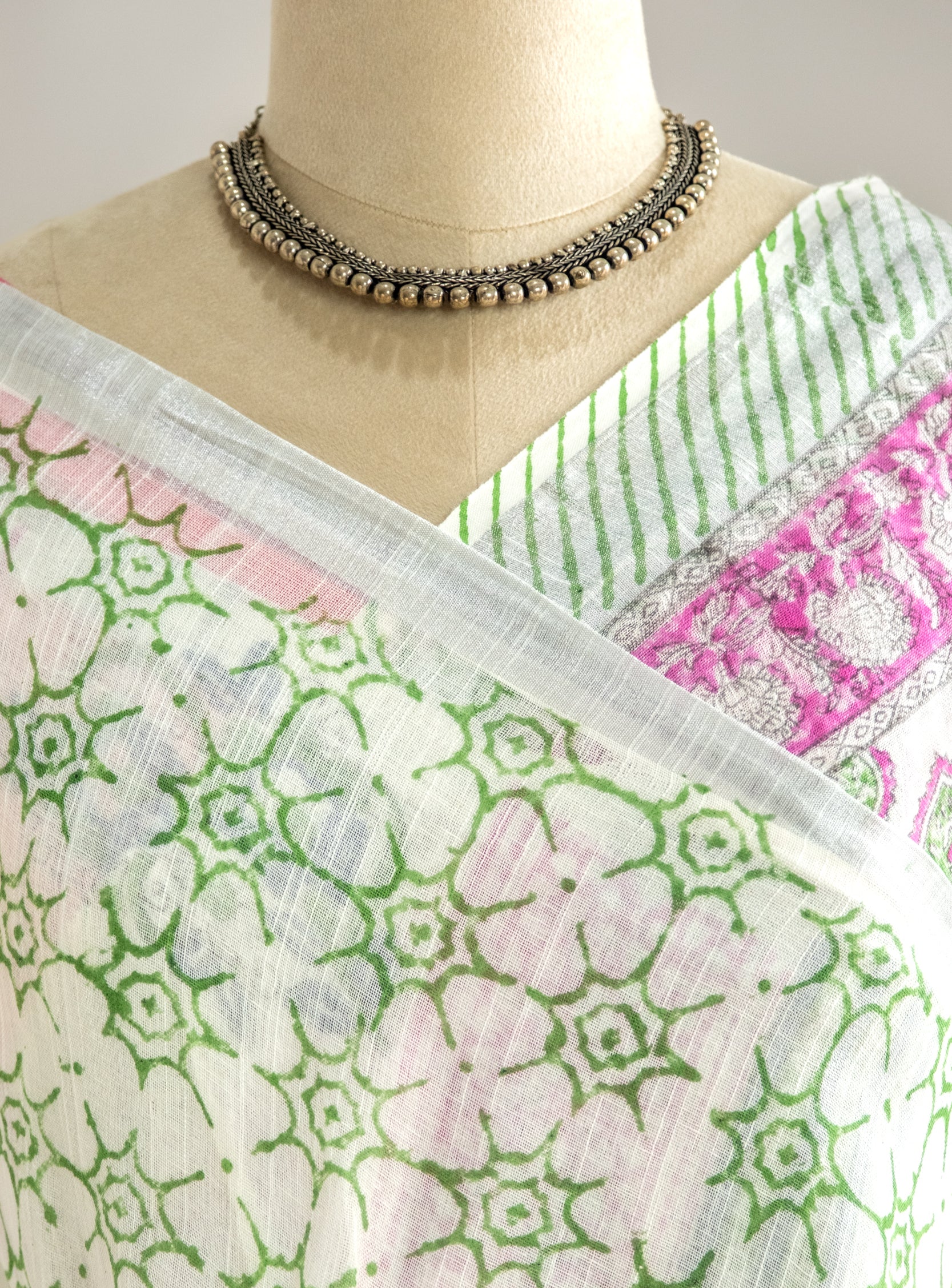 Phool Hand block Linen Saree- Tisi