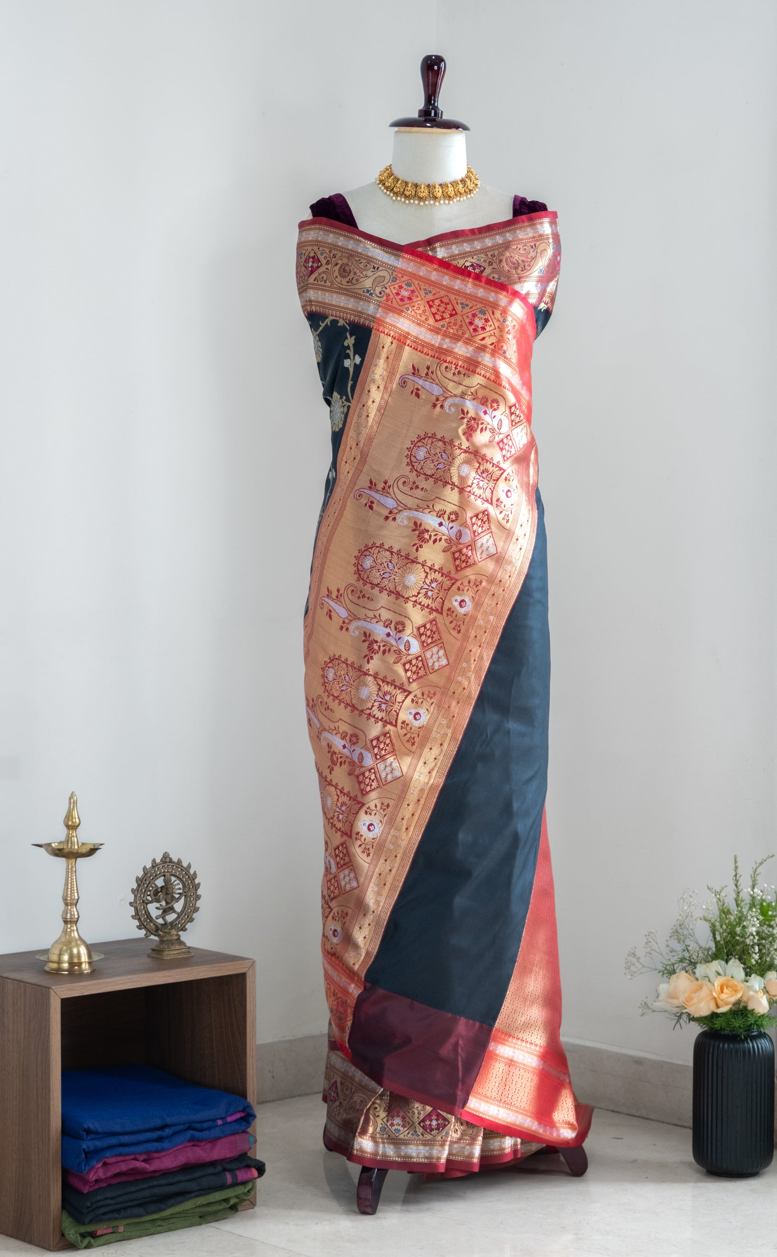 Pavani Banarasi Saree- Jagmag