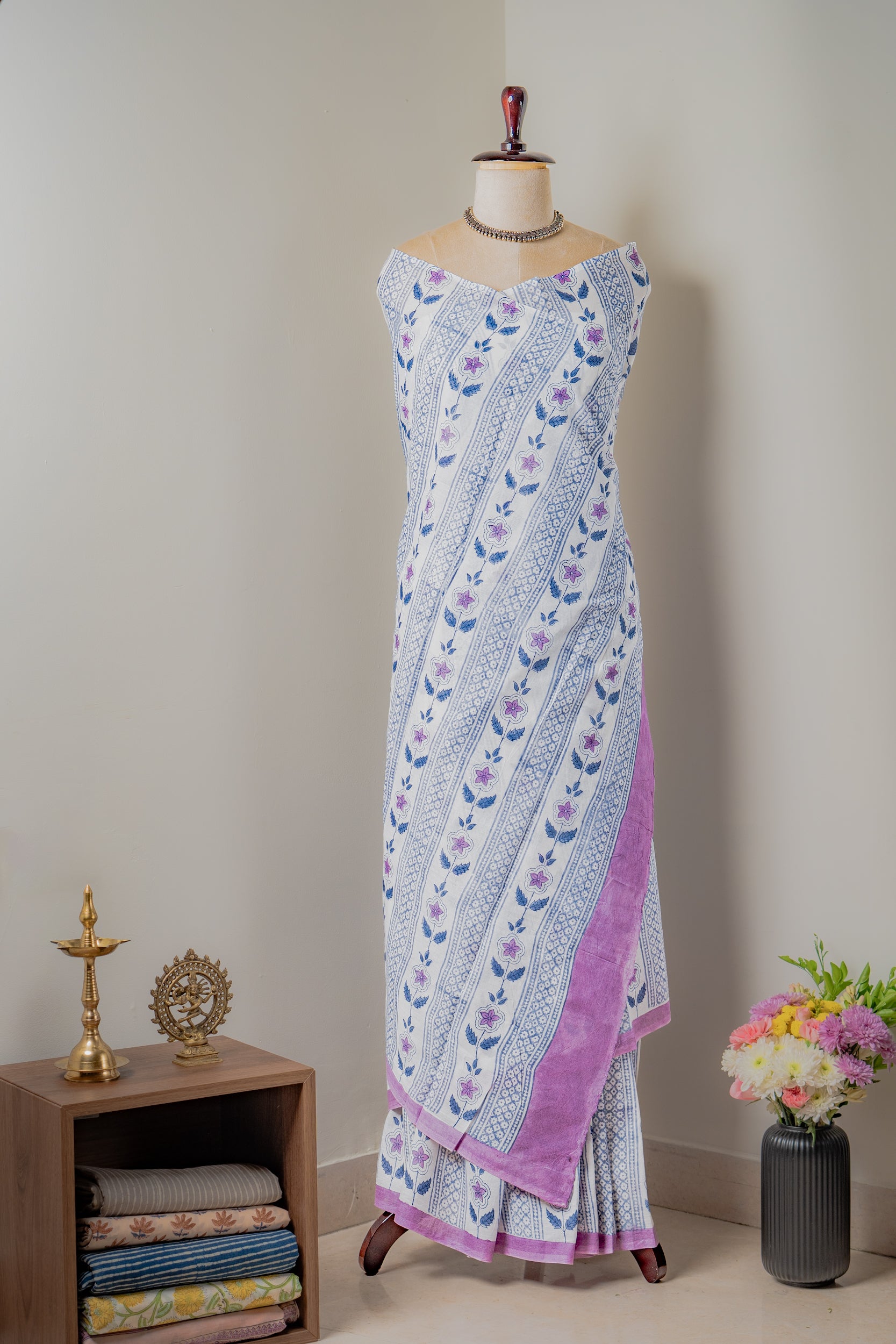 Bindu Hand block Mul cotton Saree- Sanjh