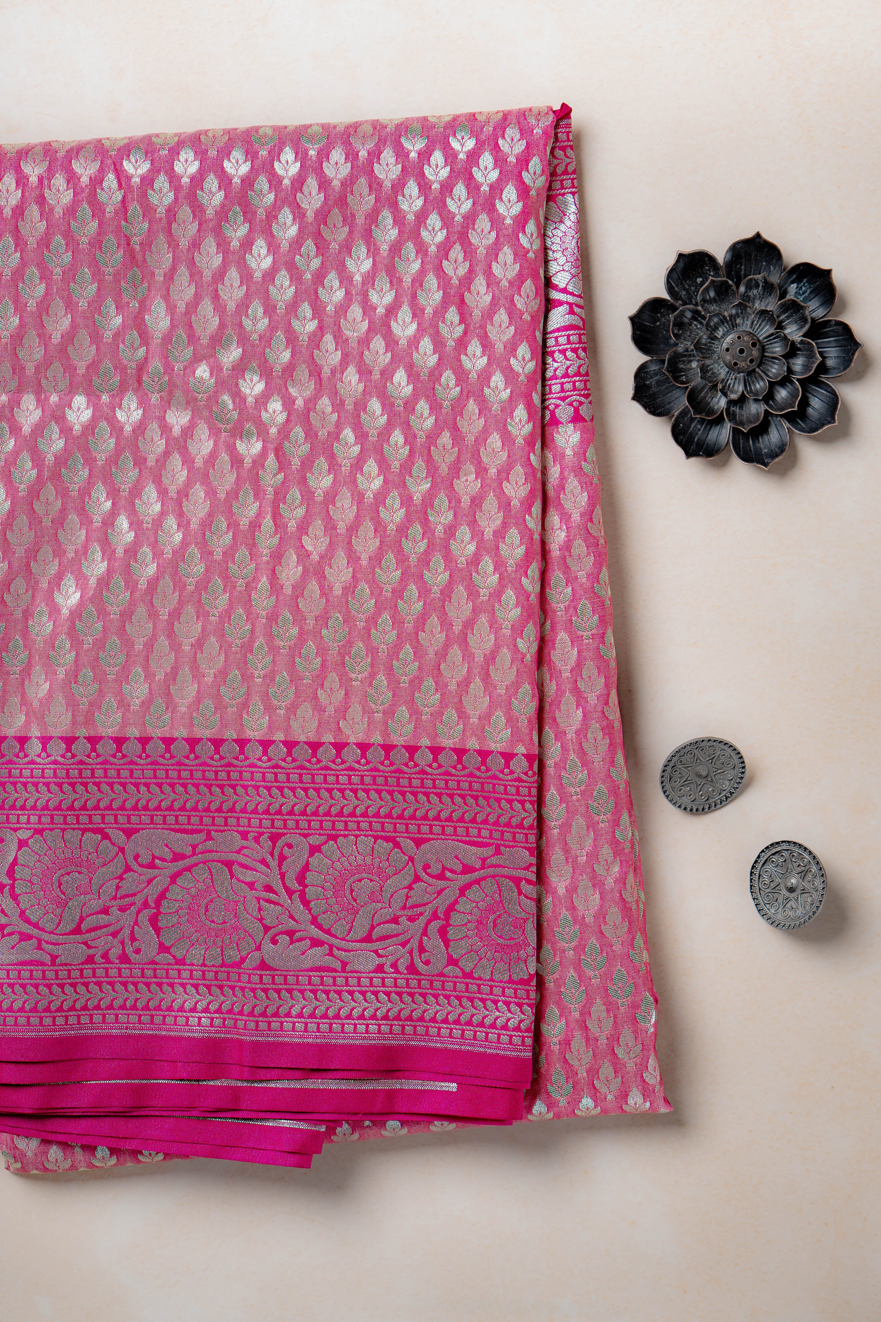 Noor Banarasi Saree- Jagmag