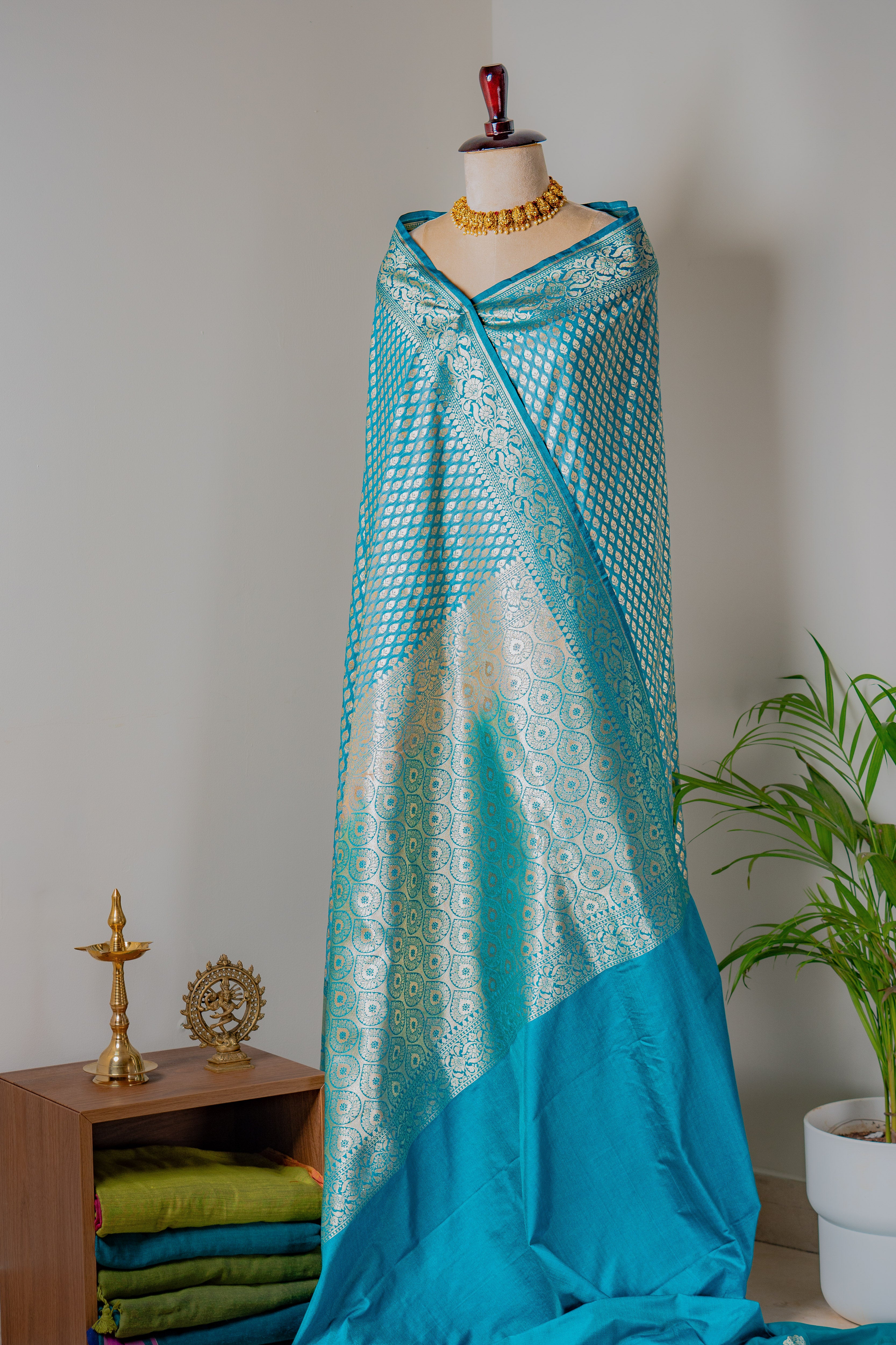 Sitara Banarasi Saree- Jagmag