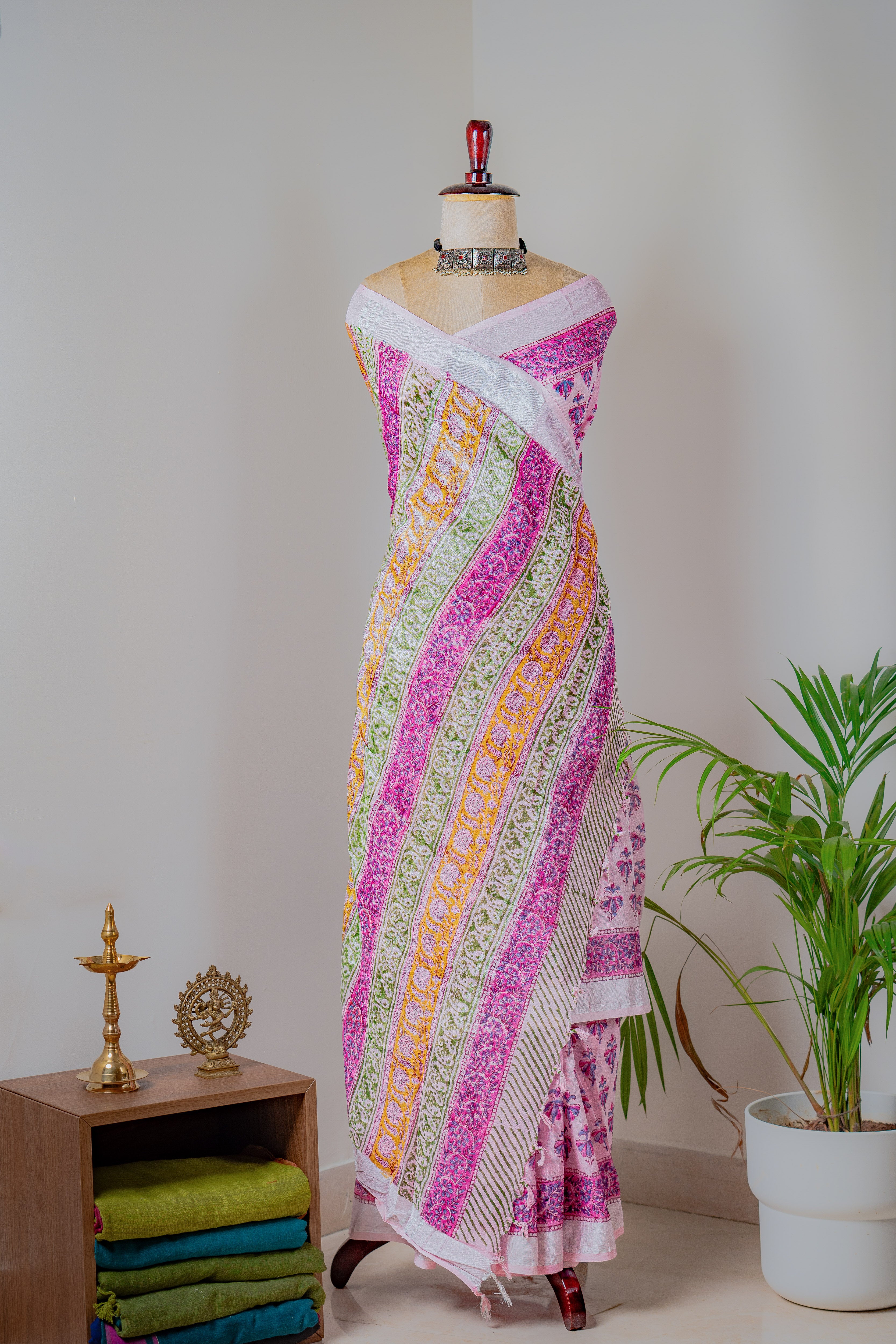 Gulabi Hand block Linen  Saree- Tisi