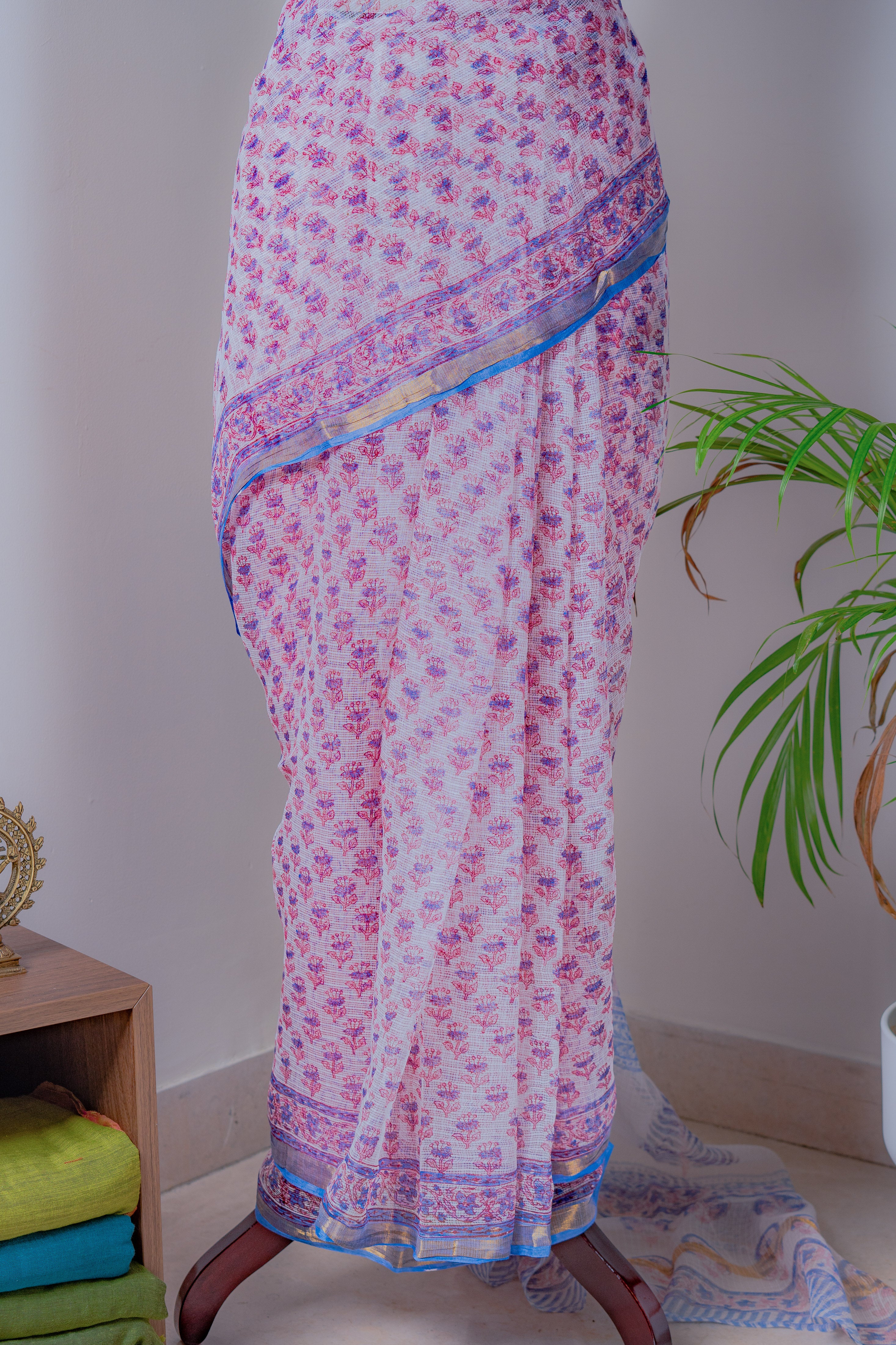 Gulabi Hand block Kota Doria Saree- Nazaakat