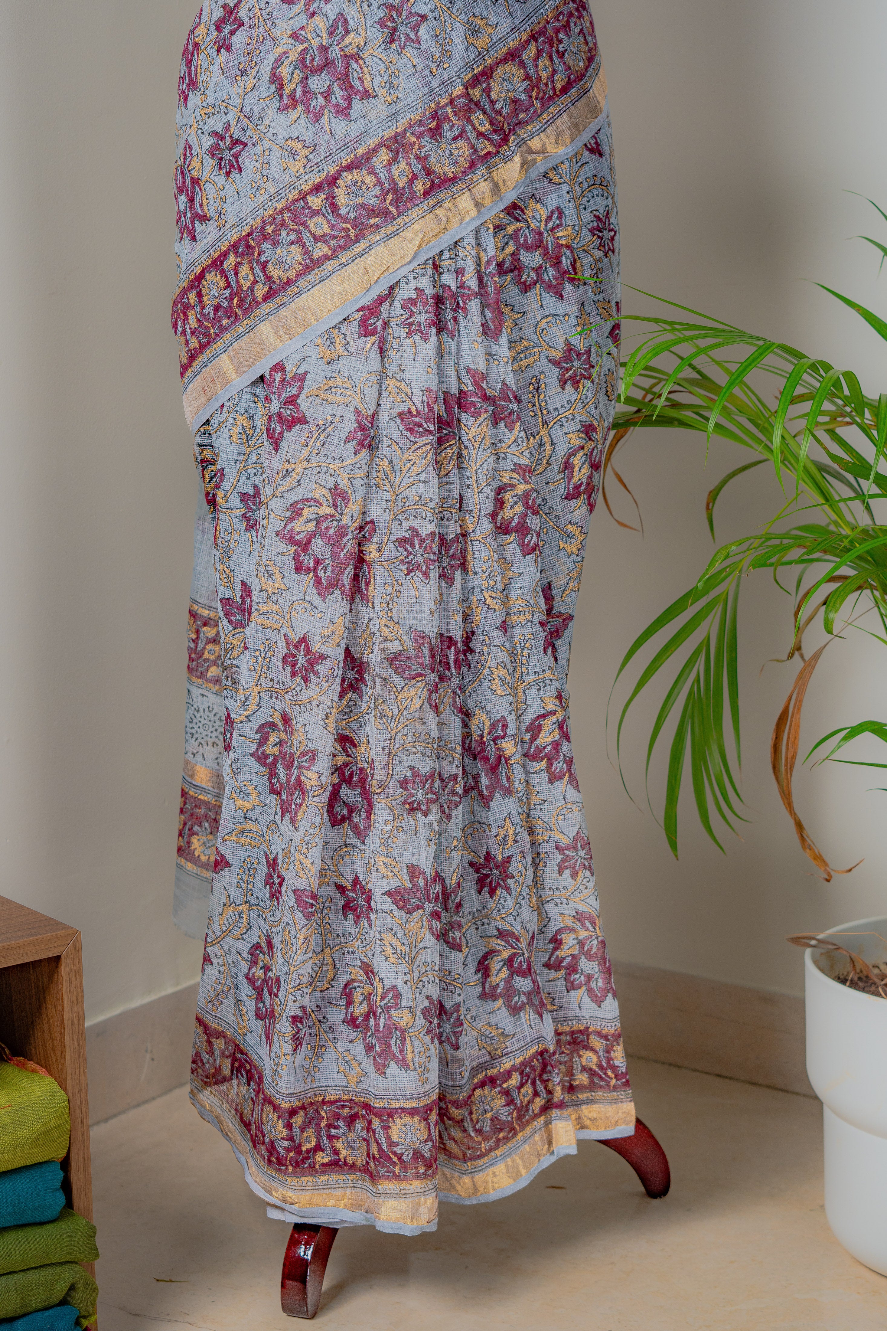 Dhoosar Hand block Kota Doria Saree- Nazaakat