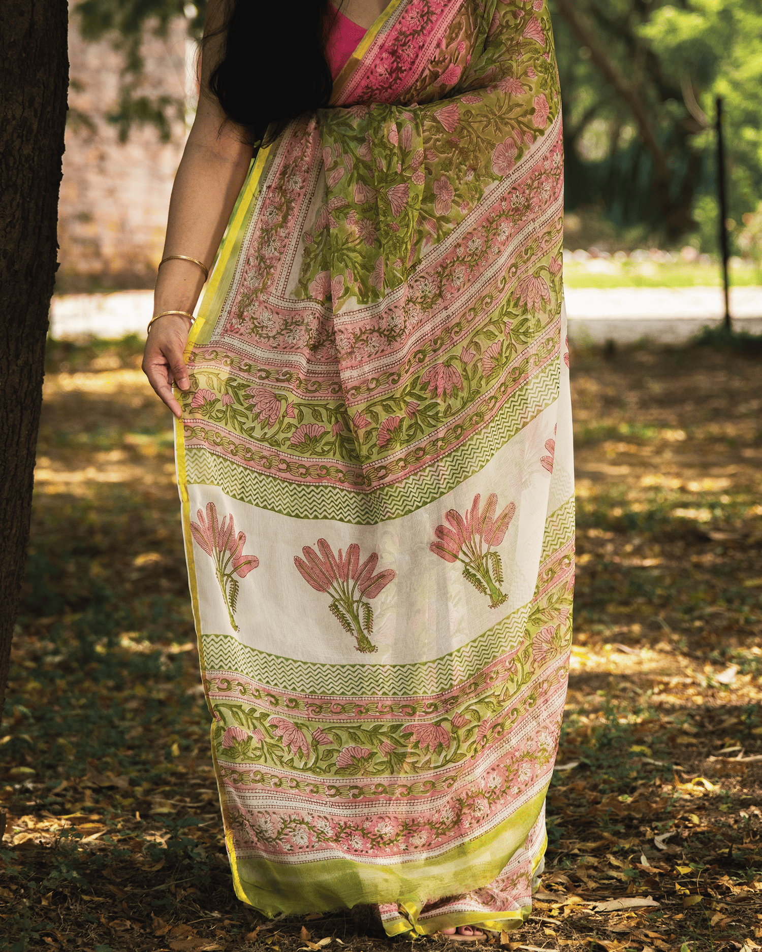 Madhumalati (मधुमालती) Chiffon Saree